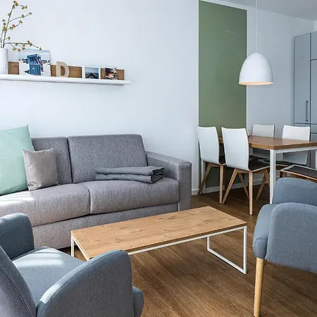 Deichhaeuser Anna Kueste Deichhaeuser Anna Kueste 8-24