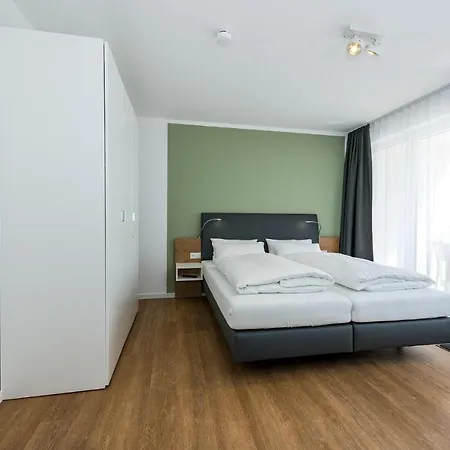 Deichhaeuser Anna Kueste Deichhaeuser Anna Kueste 8-24