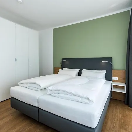 Deichhaeuser Anna Kueste Deichhaeuser Anna Kueste 8-24 דירה