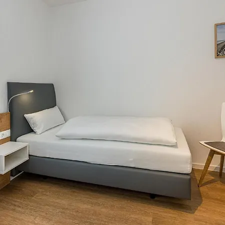 Deichhaeuser Anna Kueste Deichhaeuser Anna Kueste 8-24 *