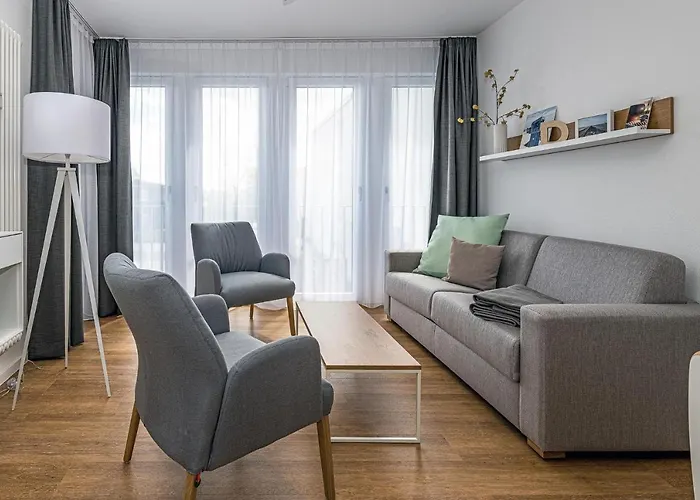 Deichhaeuser Anna Kueste Deichhaeuser Anna Kueste 8-24 * 贝塞尔